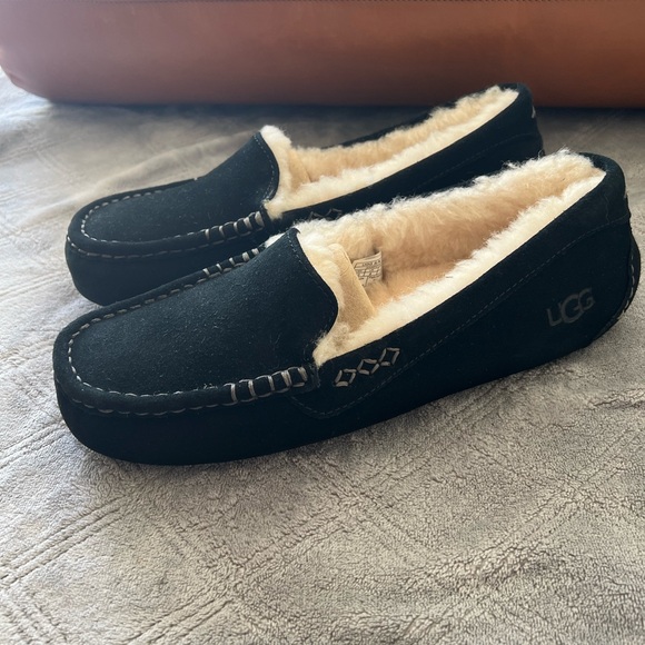 UGG ANSLEY SLIPPER 10 - Picture 4 of 11
